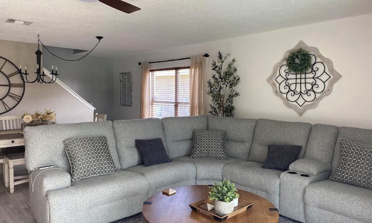 Photo of Livingroom in Haines City