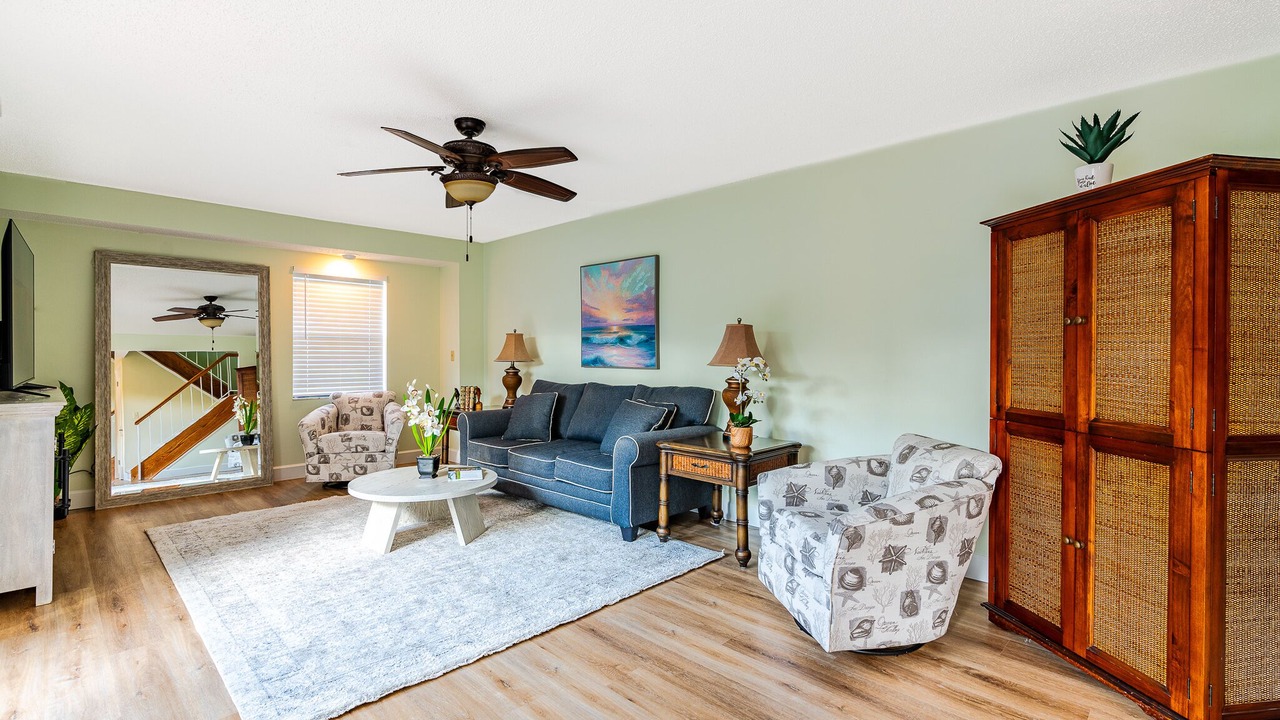 Photo of Livingroom in Central Beach