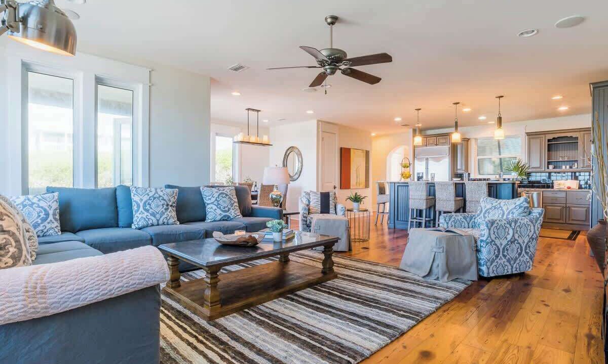 Photo of Livingroom in Seacrest