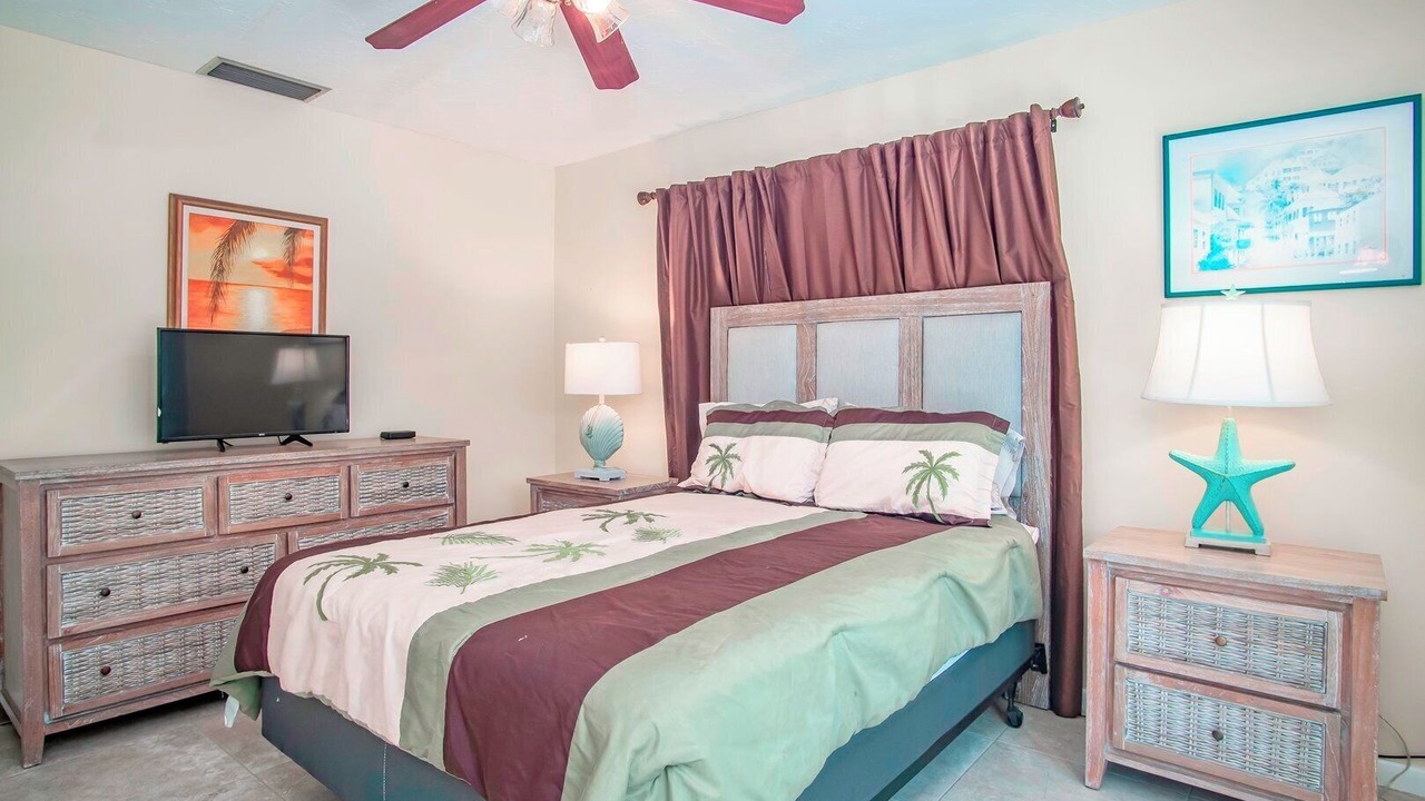 Photo of Bedroom in Marathon