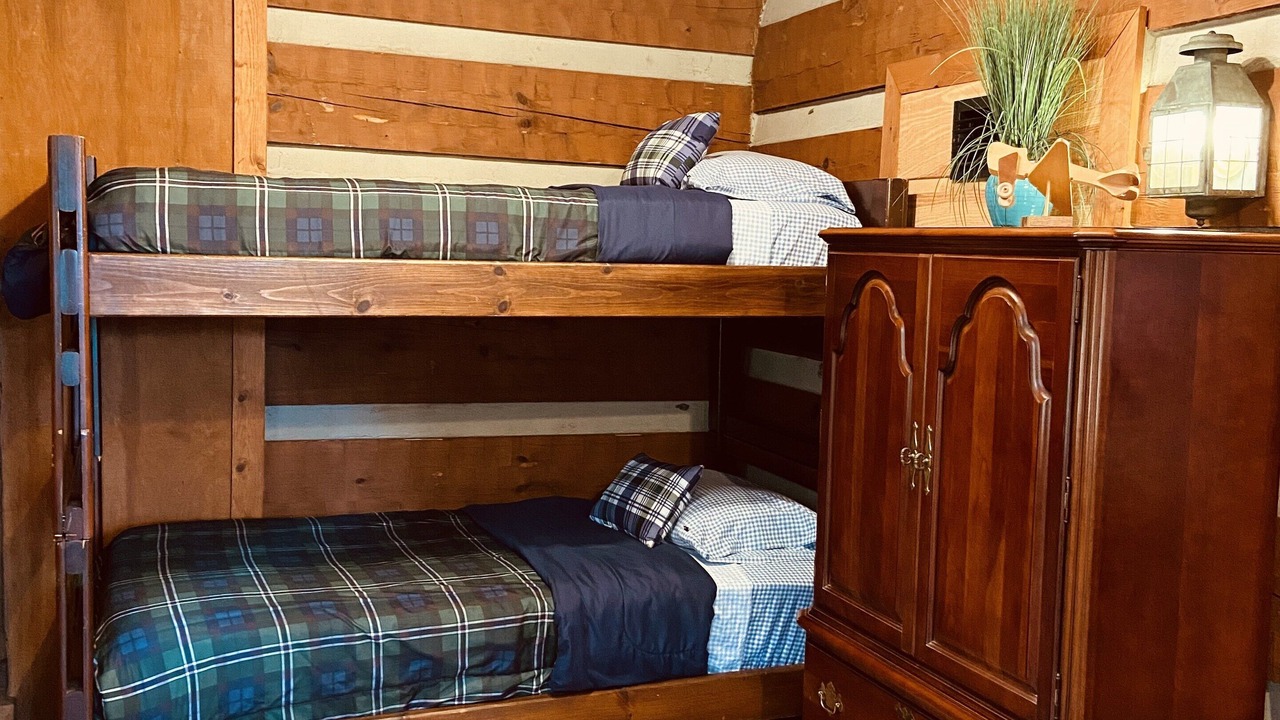 Photo of Bedroom in Sebring