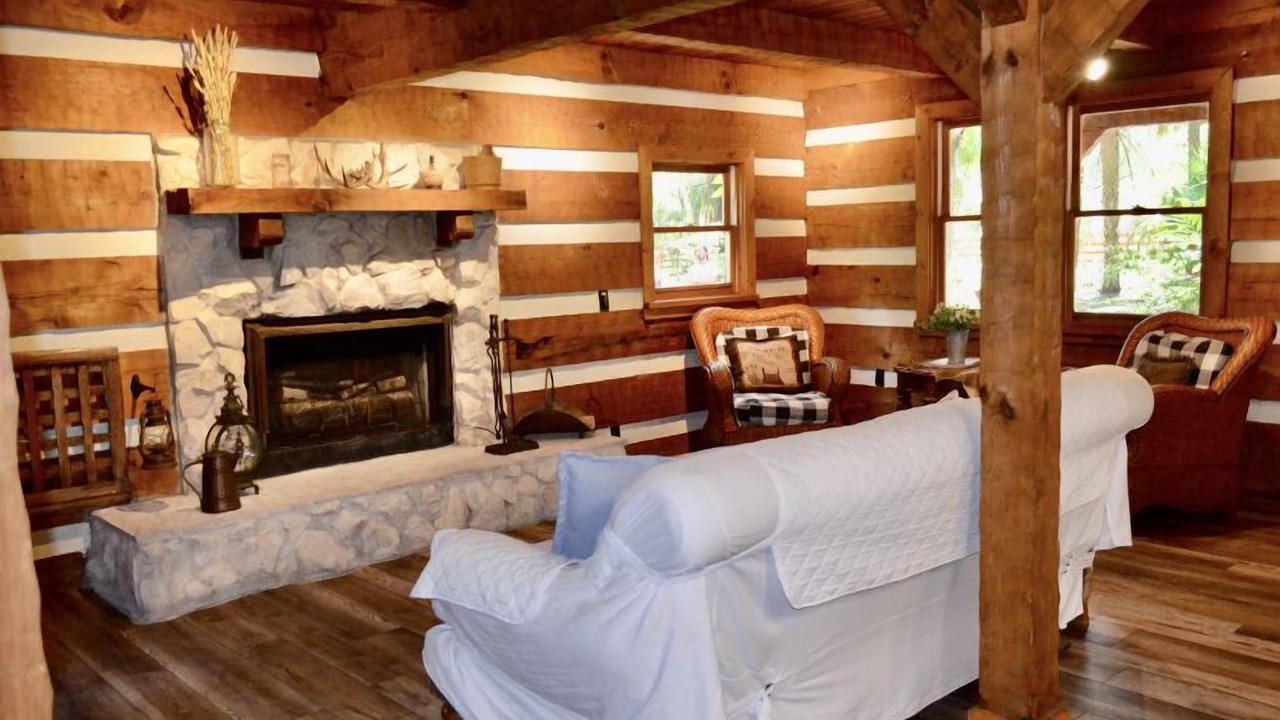 Photo of Bedroom in Sebring
