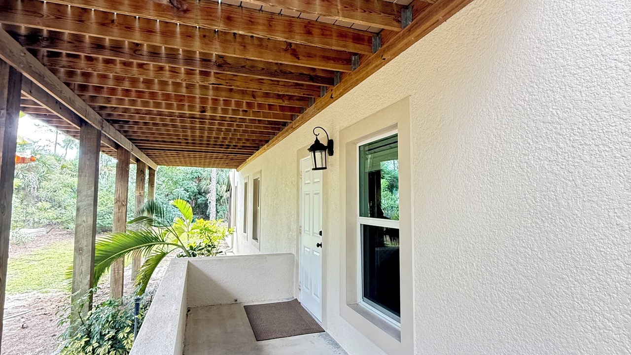 Photo of Patio Balcony in Oakes Estates