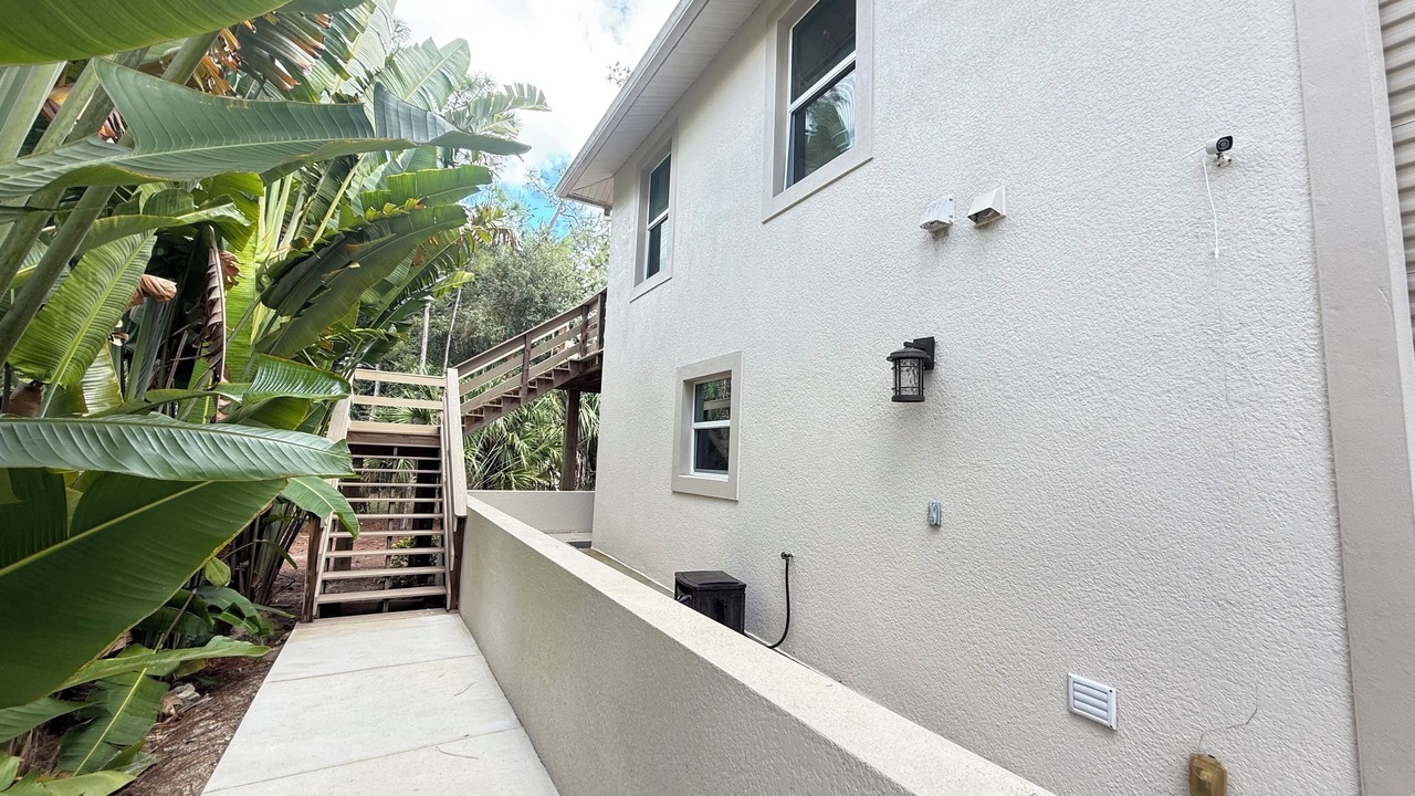 Photo of Outdoor in Oakes Estates