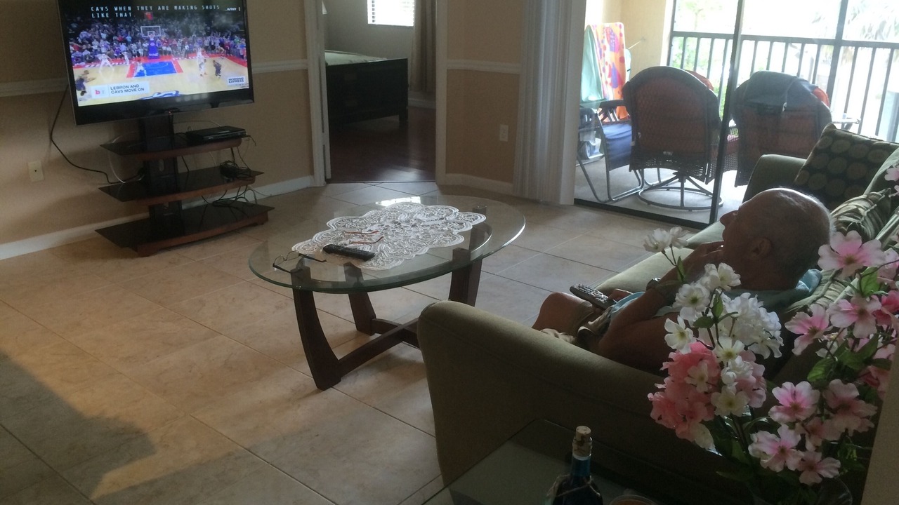 Photo of Livingroom in Naples