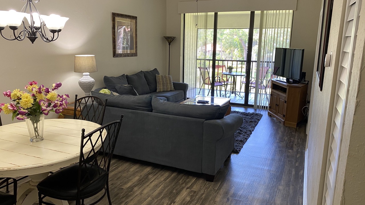 Photo of Livingroom in Trailer Estates