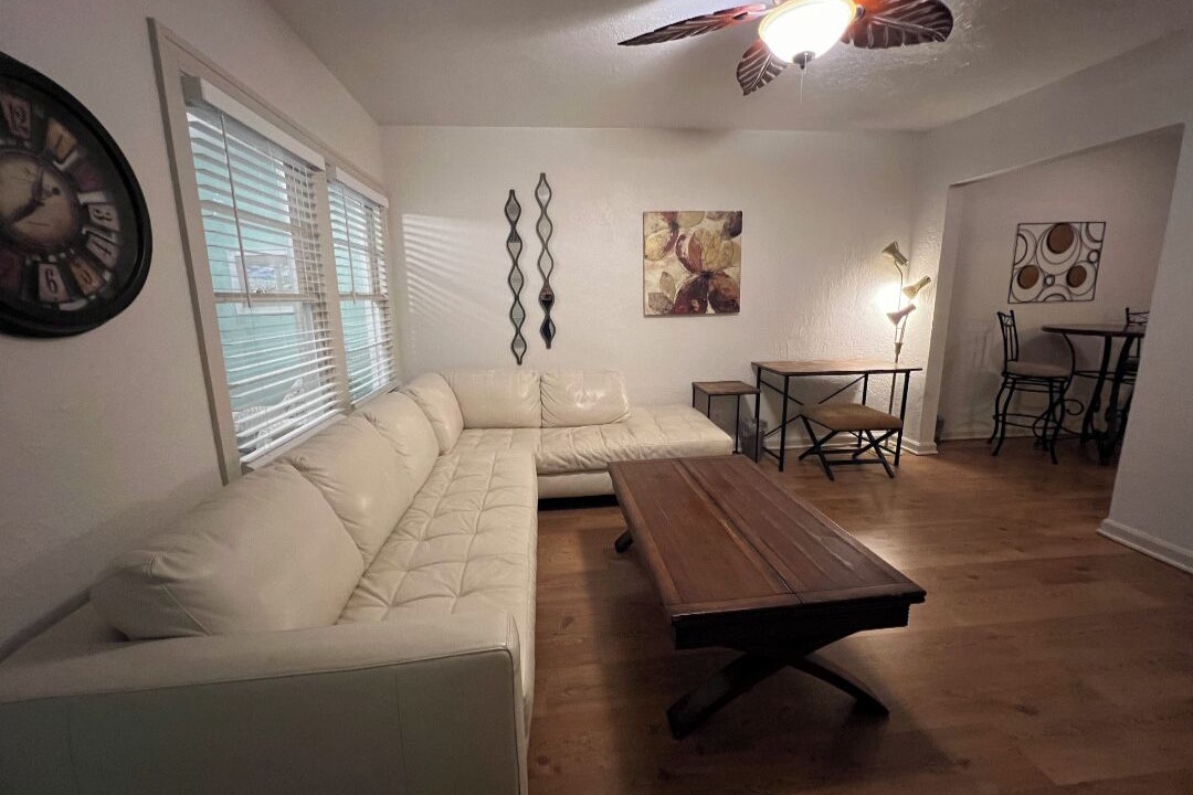 Photo of Livingroom in Gulfport