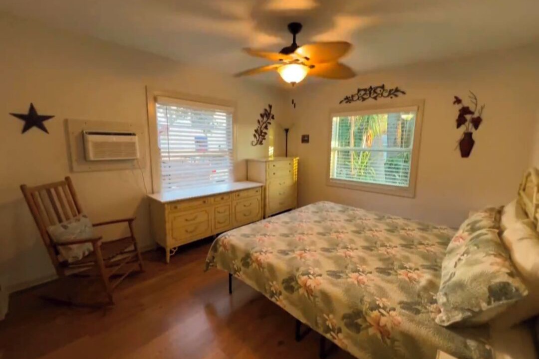 Photo of Bedroom in Gulfport