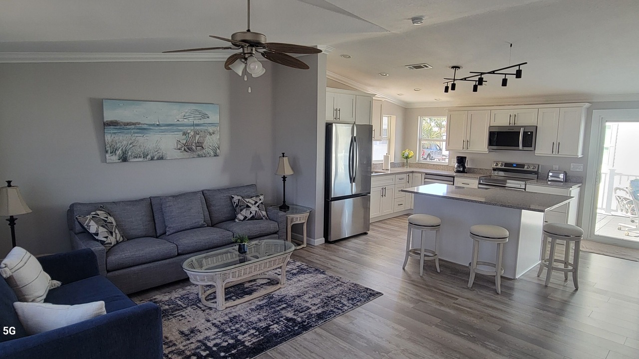 Photo of Livingroom in Fort Myers Beach