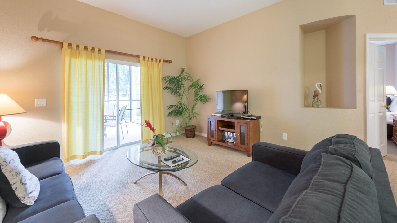 Photo of Livingroom in Bahama Bay