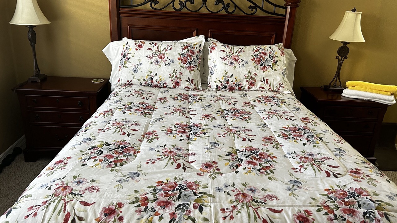 Photo of Bedroom in Villas