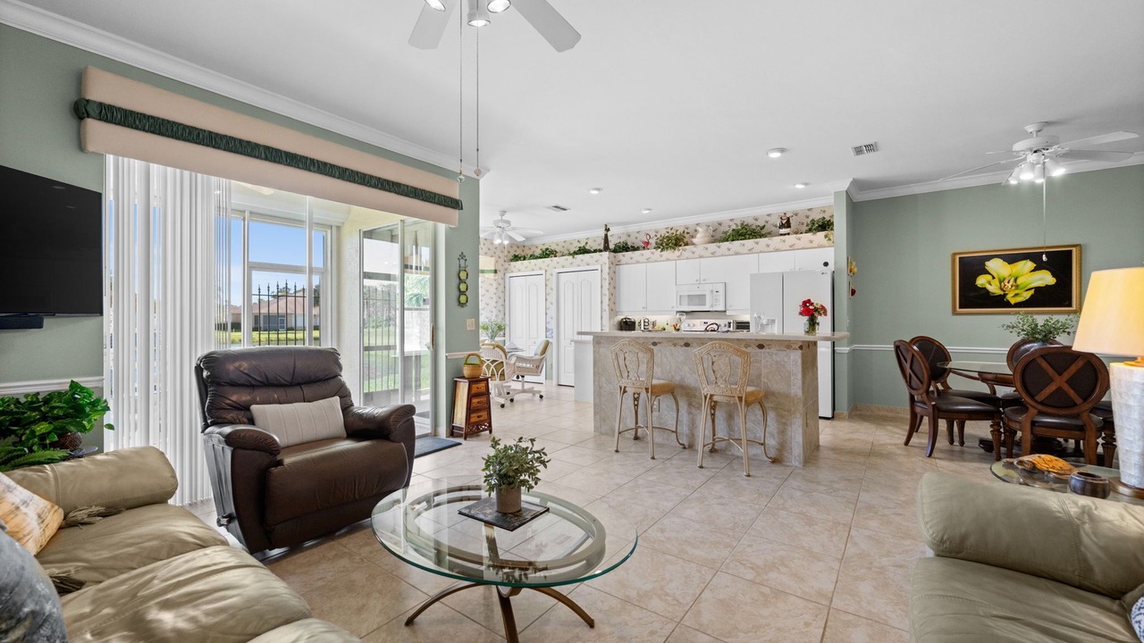 Photo of Livingroom in Estero