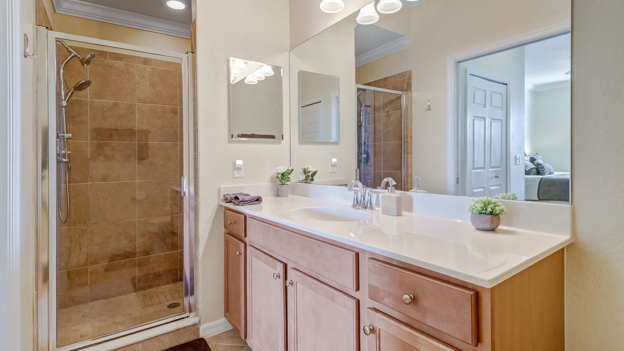 Photo of Bathroom in Naples