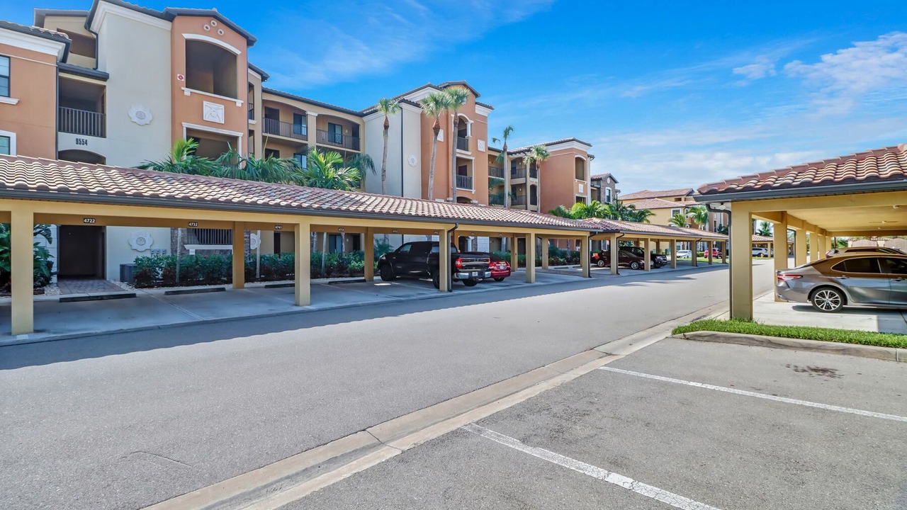 Photo of Outdoor in Naples