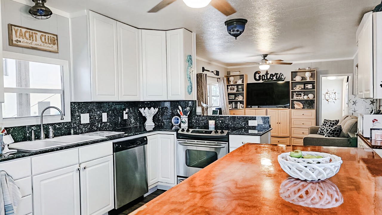 Photo of Kitchen in Rock Harbor