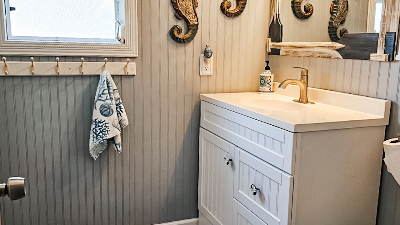 Photo of Bathroom in Rock Harbor