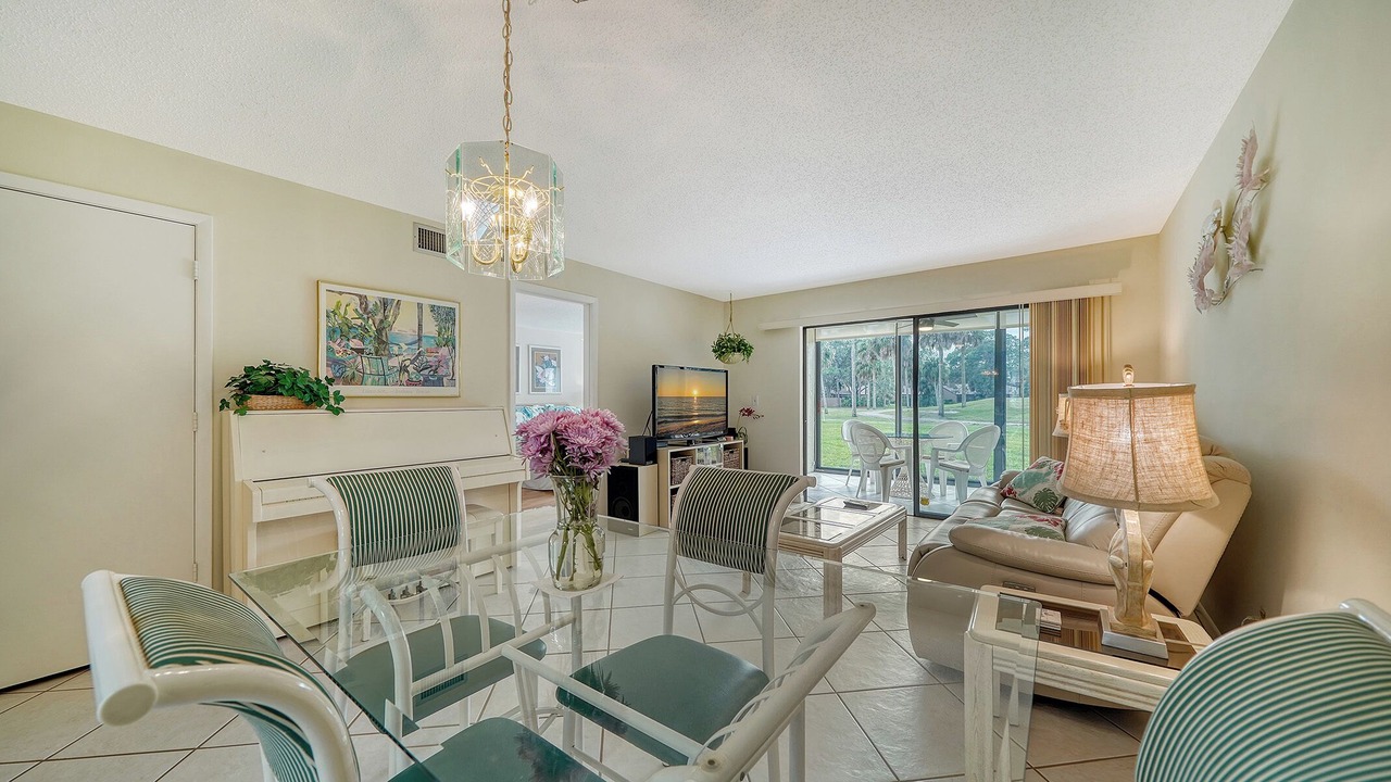 Photo of Livingroom in The Meadows