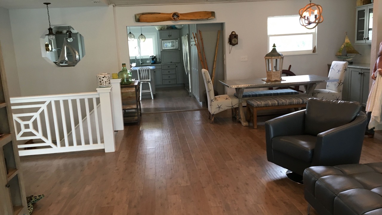 Photo of Livingroom in Floridana Beach