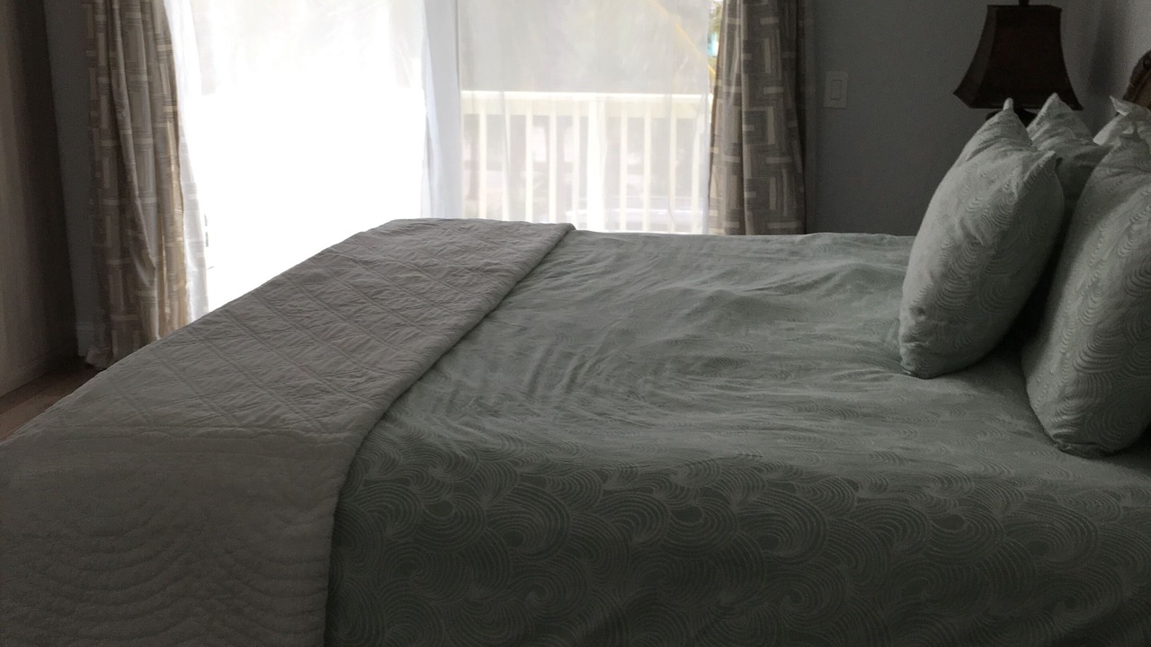 Photo of Bedroom in Floridana Beach