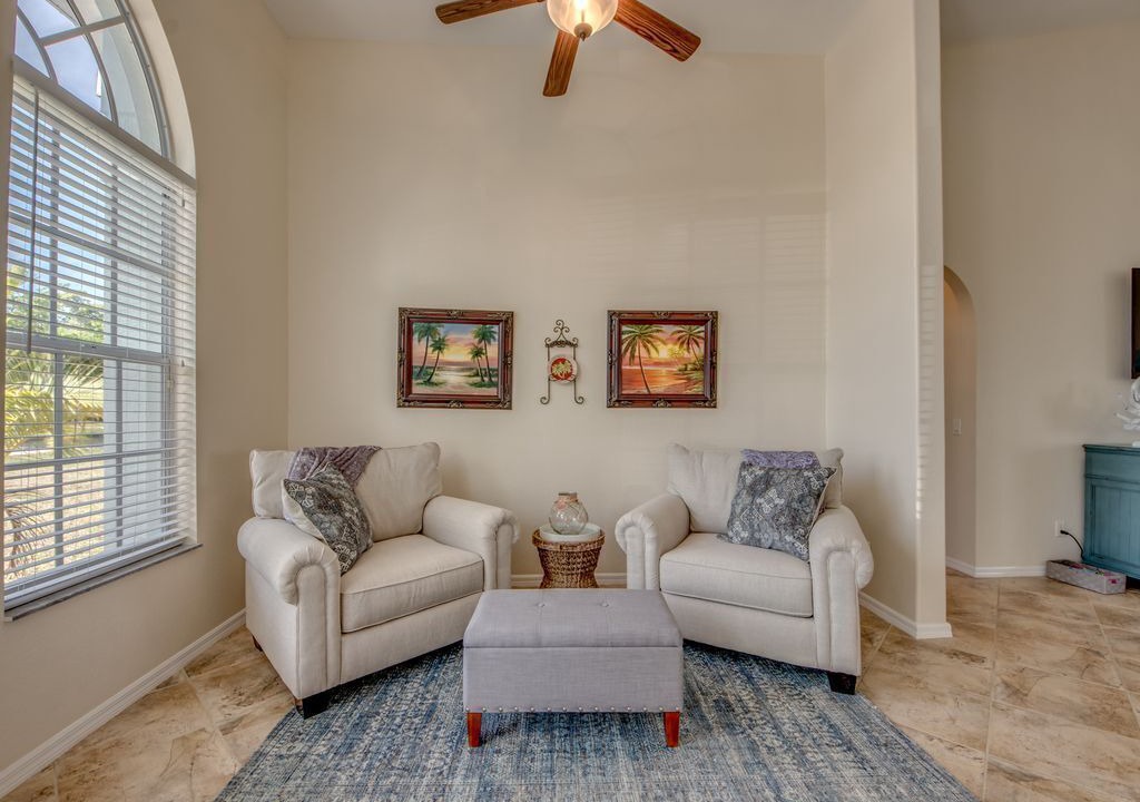 Photo of Livingroom in Caloosahatchee