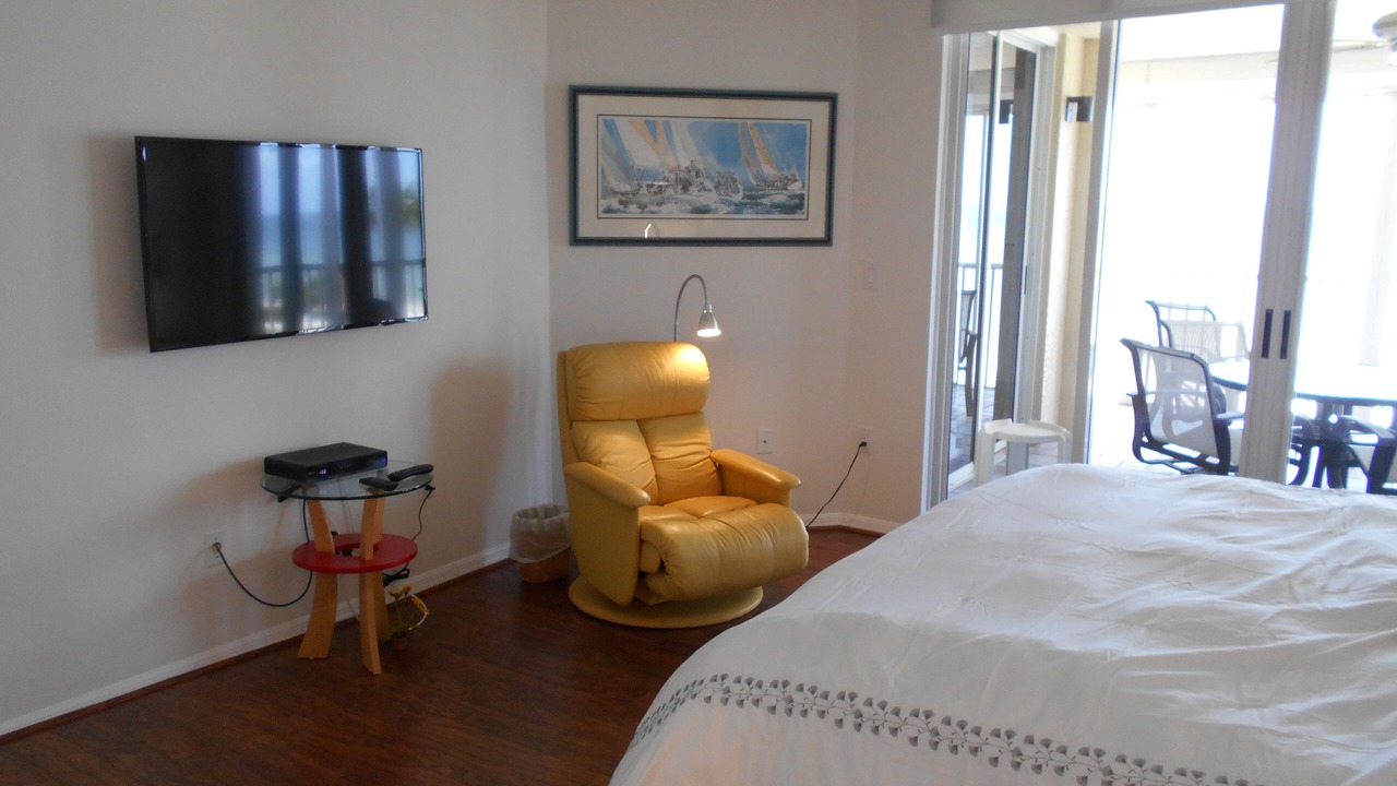 Photo of Bedroom in Vanderbilt Beach
