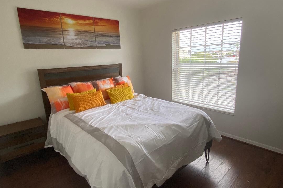Photo of Bedroom in Vanderbilt Beach