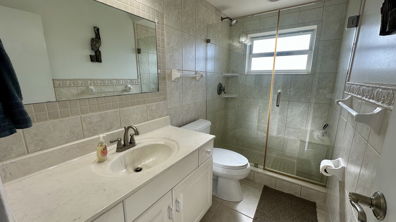 Photo of Bathroom in Islamorada