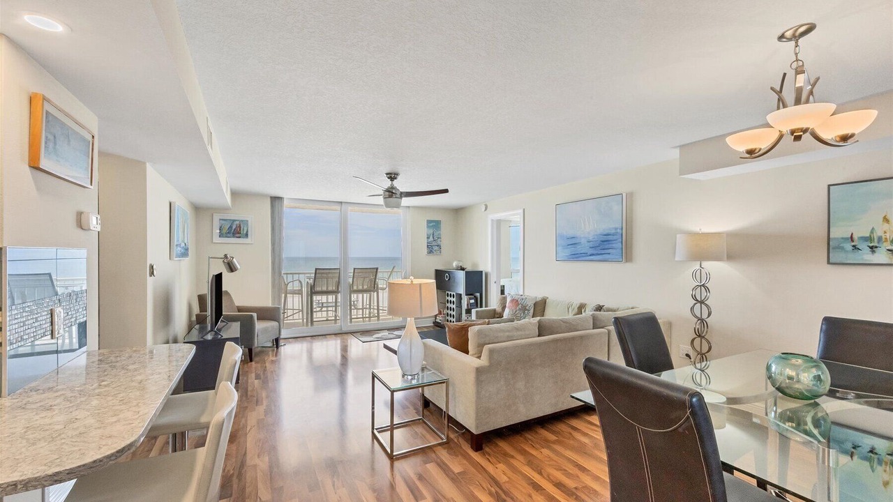 Photo of Bedroom in Longboat Key