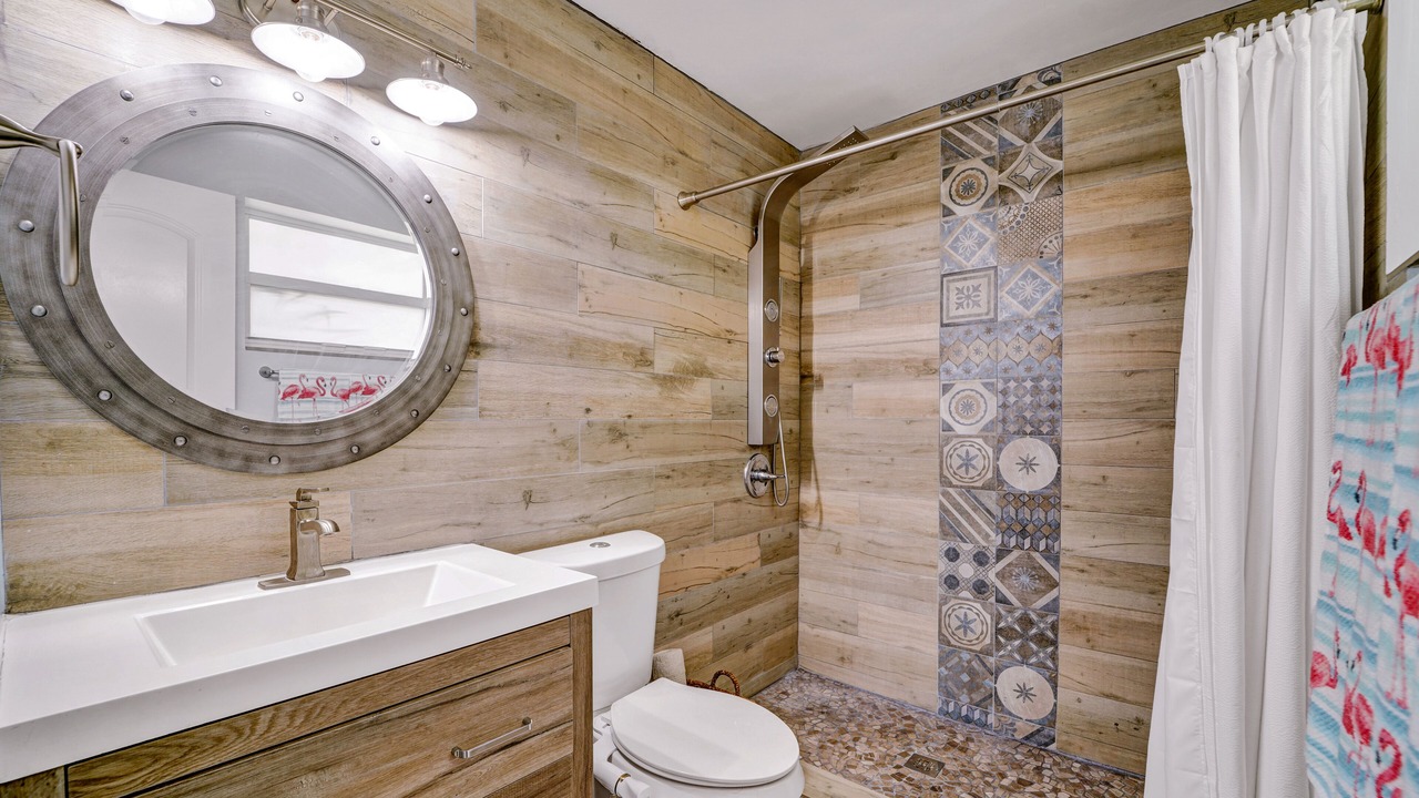 Photo of Bathroom in Anglers Park