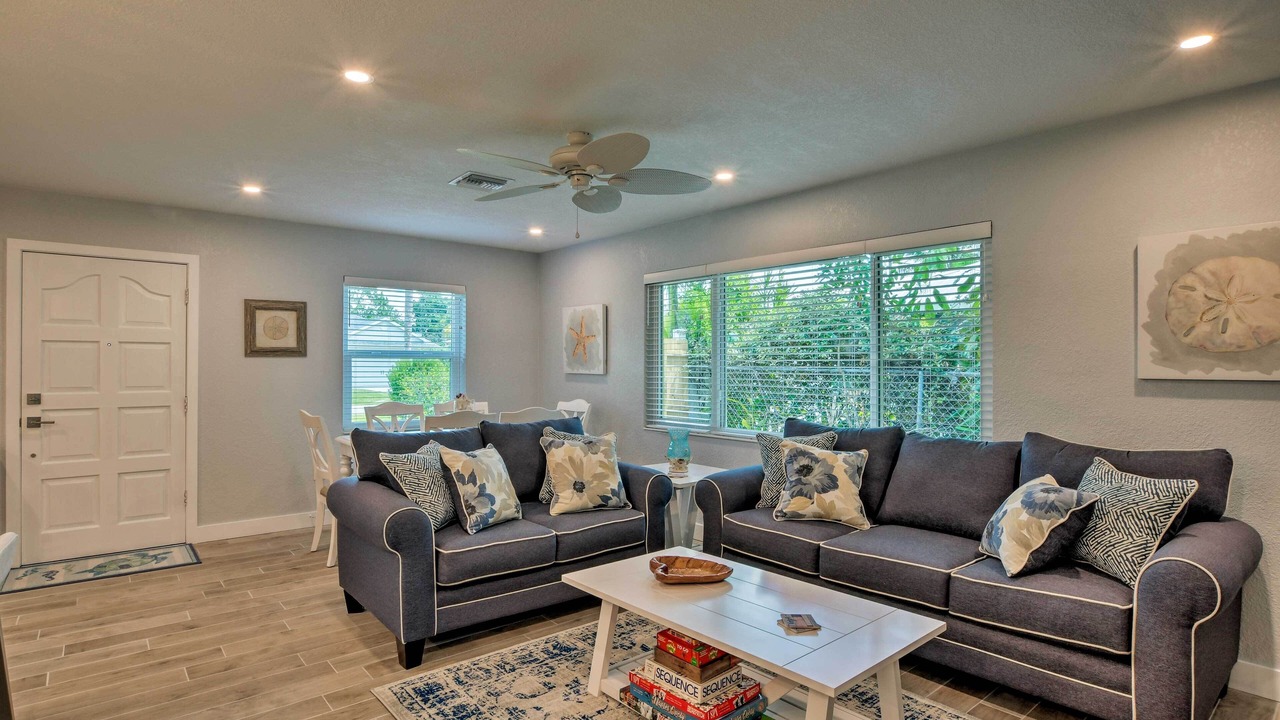 Photo of Bedroom in Naples Park