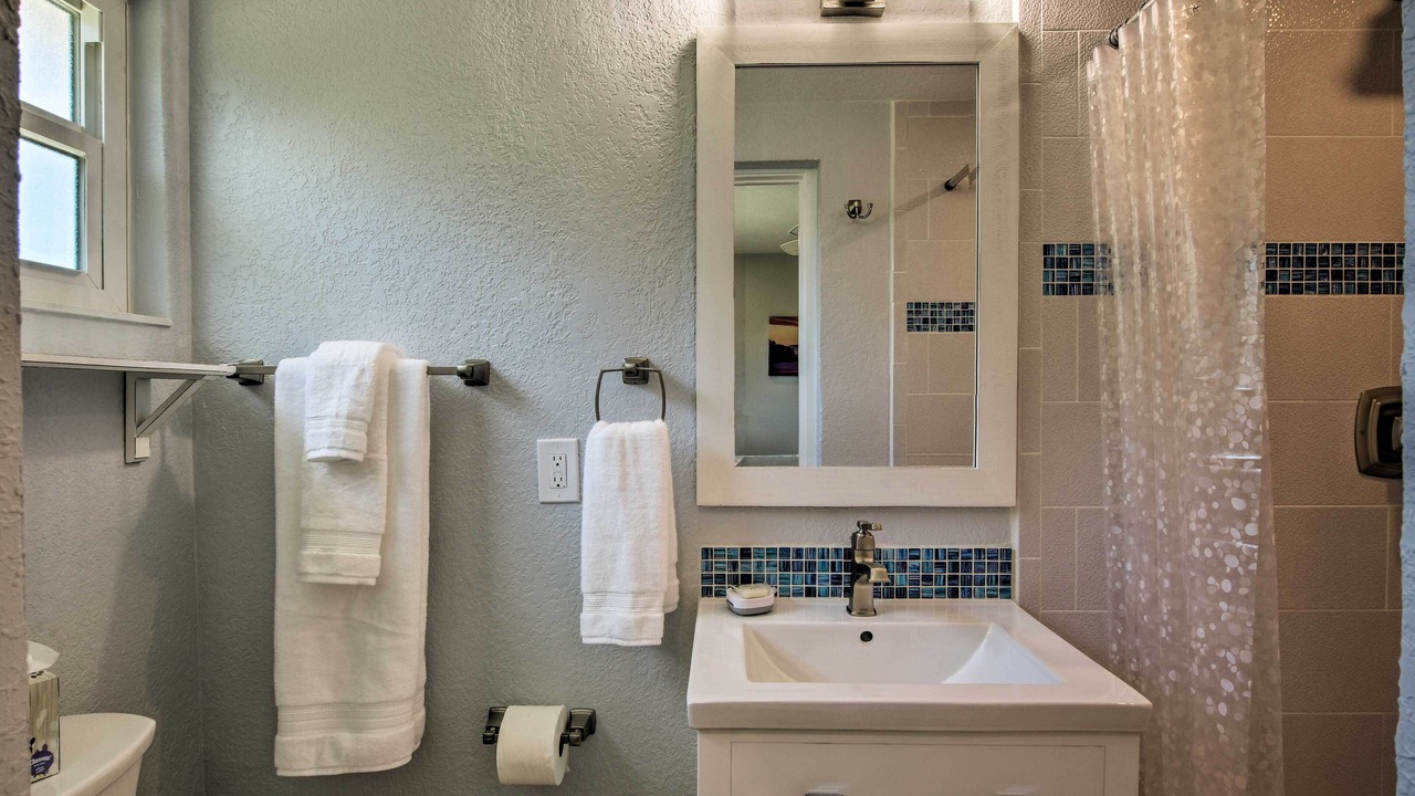 Photo of Bathroom in Naples Park