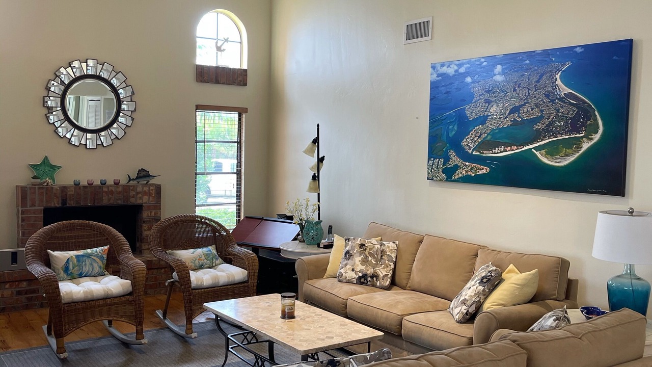 Photo of Livingroom in Marco Island