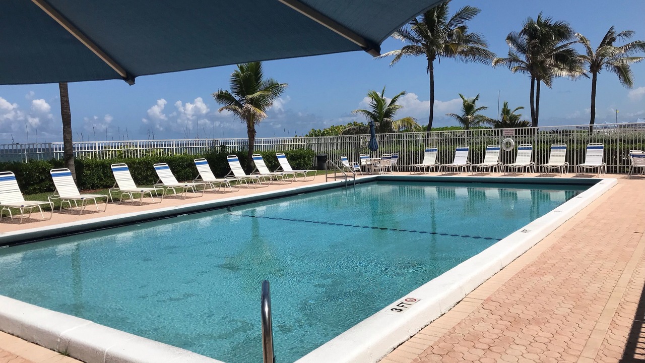 Photo of Outdoor in Hutchinson Island South