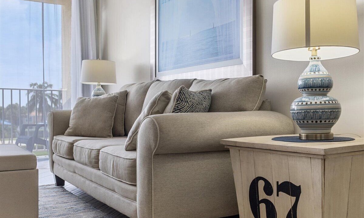 Photo of Livingroom in Hutchinson Island South