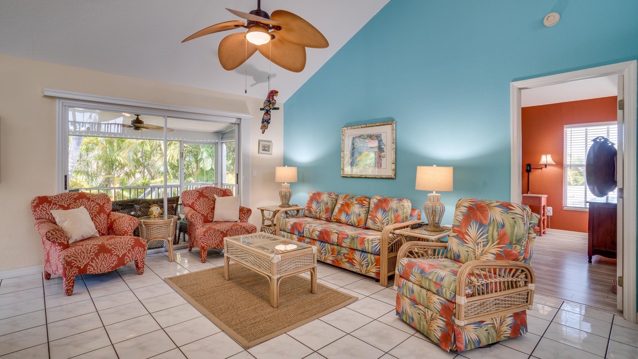 Photo of Livingroom in Holmes Beach