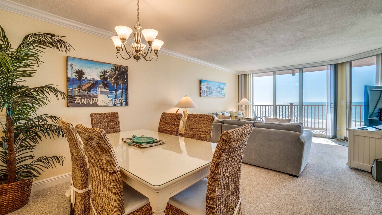 Photo of Livingroom in Bradenton Beach