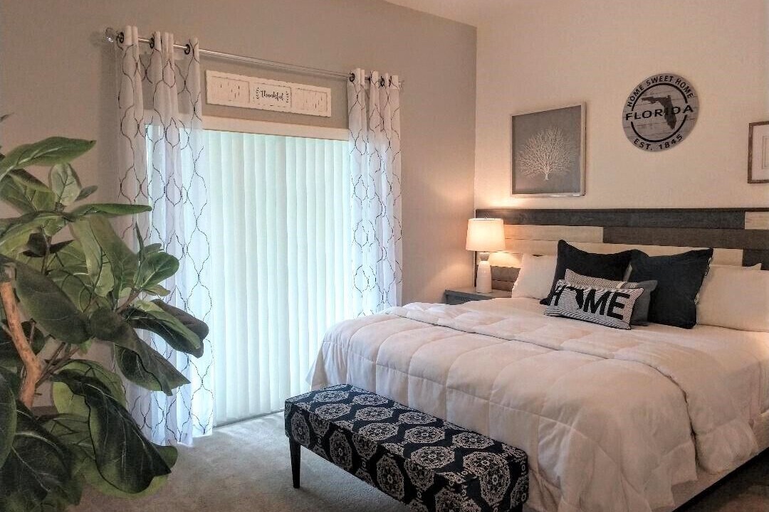 Photo of Bedroom in Bahama Bay