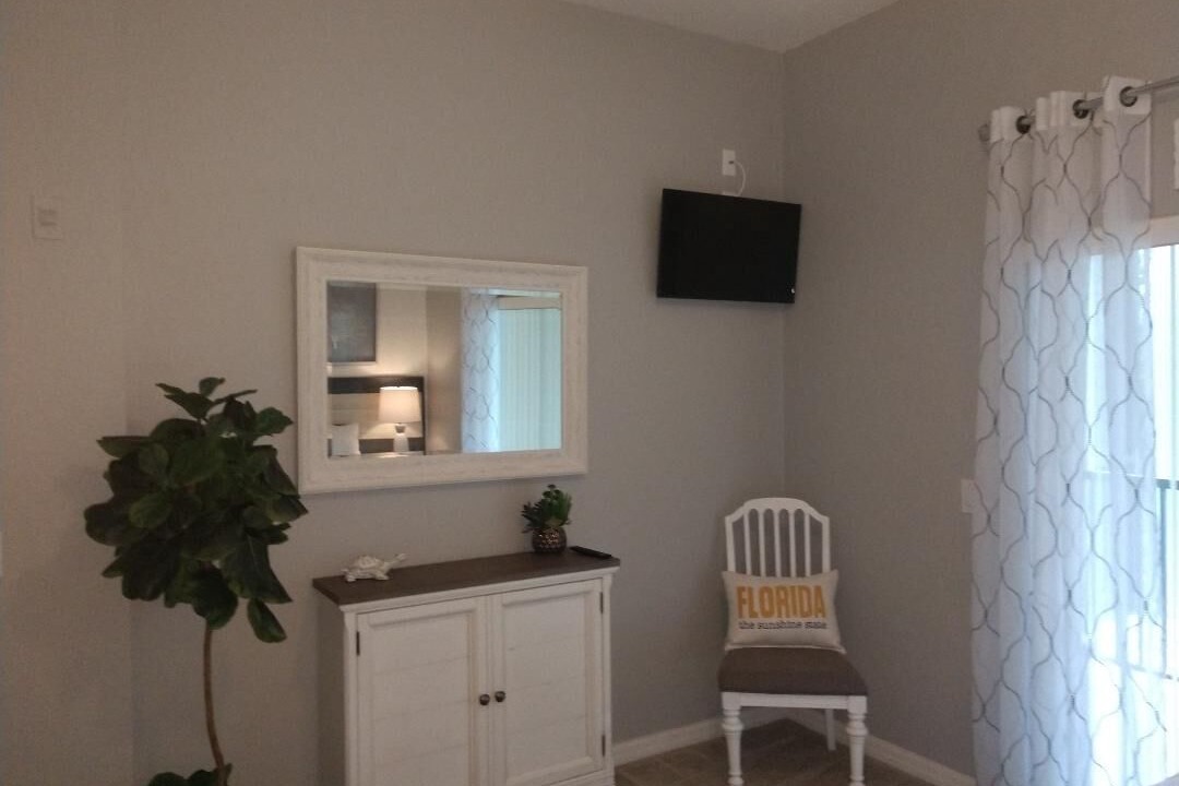Photo of Bedroom in Bahama Bay