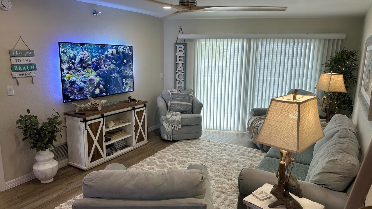 Photo of Livingroom in Englewood