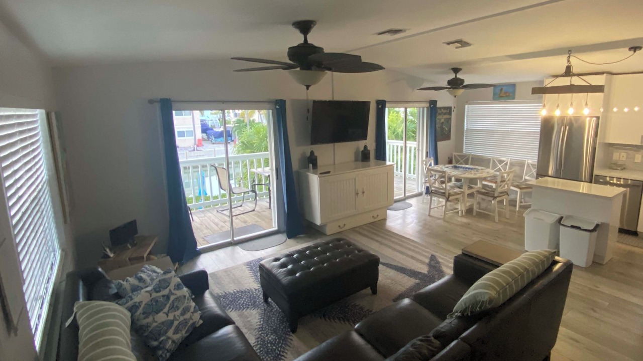Photo of Livingroom in Marathon