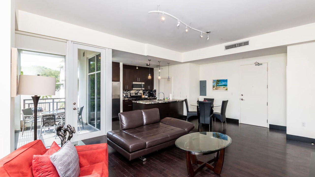 Photo of Livingroom in Northeast Miami