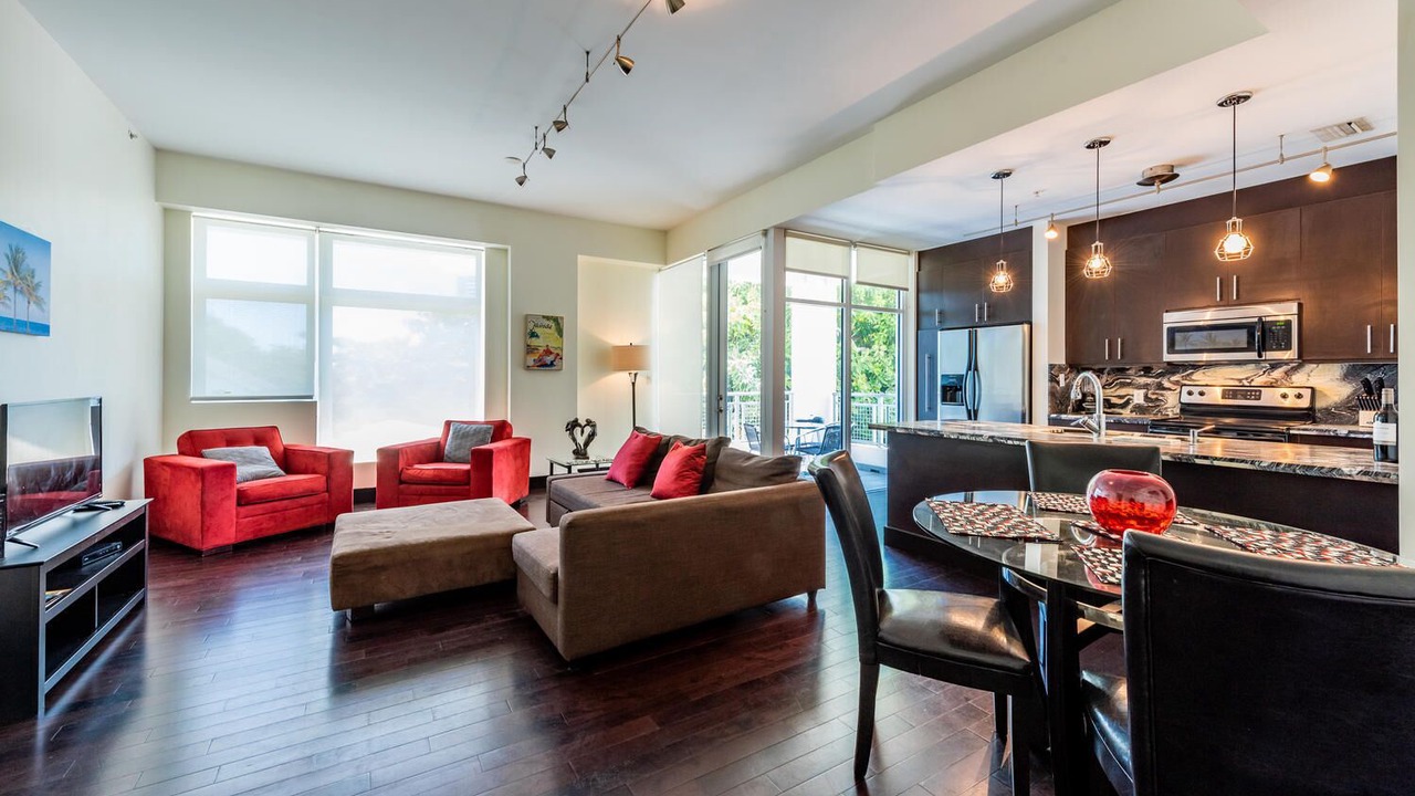 Photo of Livingroom in Northeast Miami