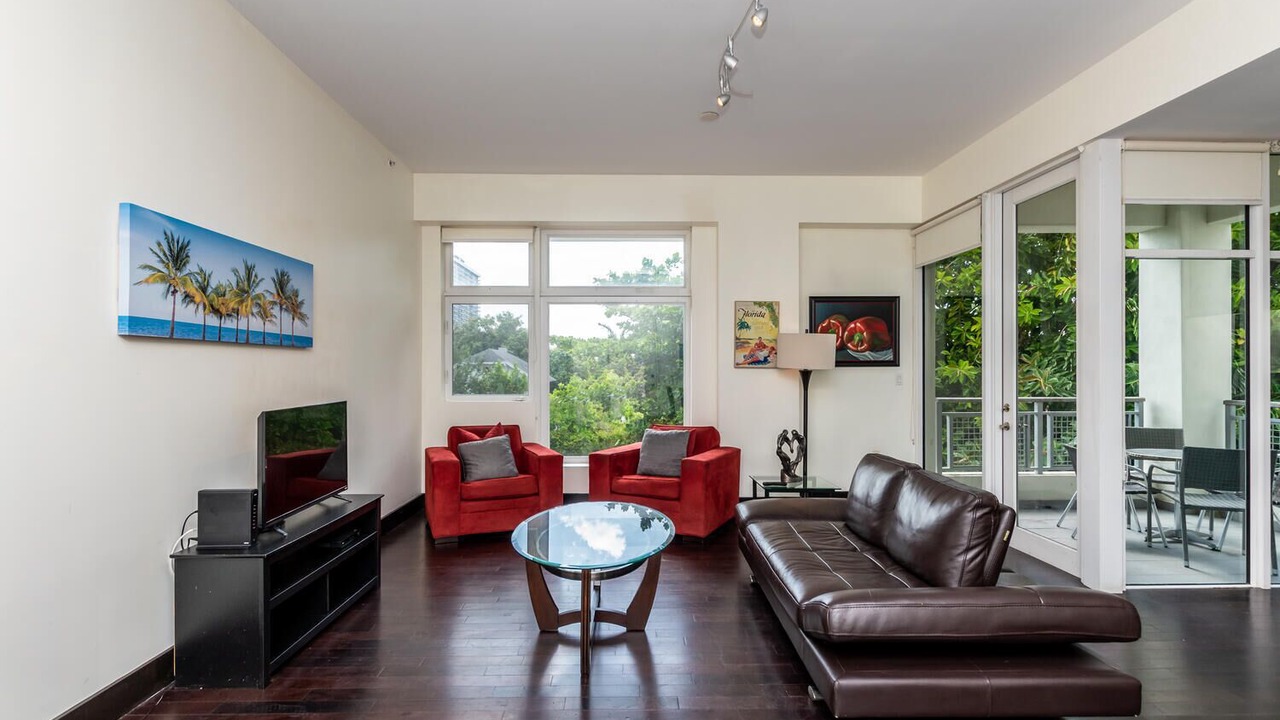 Photo of Livingroom in Northeast Miami