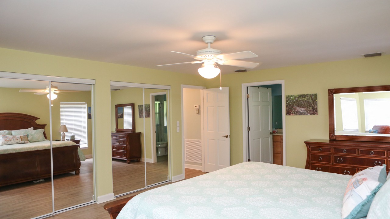 Photo of Bedroom in Stuart