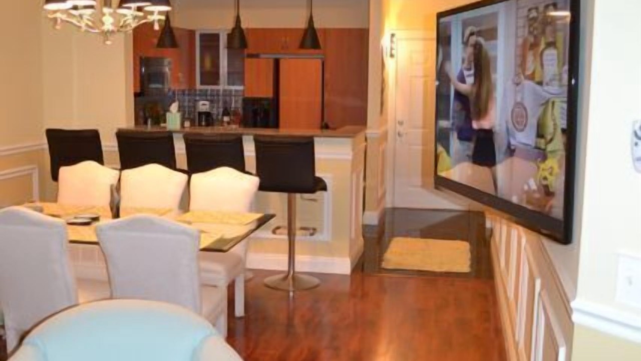 Photo of Bedroom in East Ocean Ave