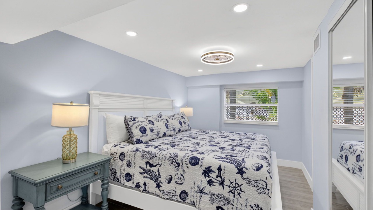 Photo of Bedroom in Mid Island