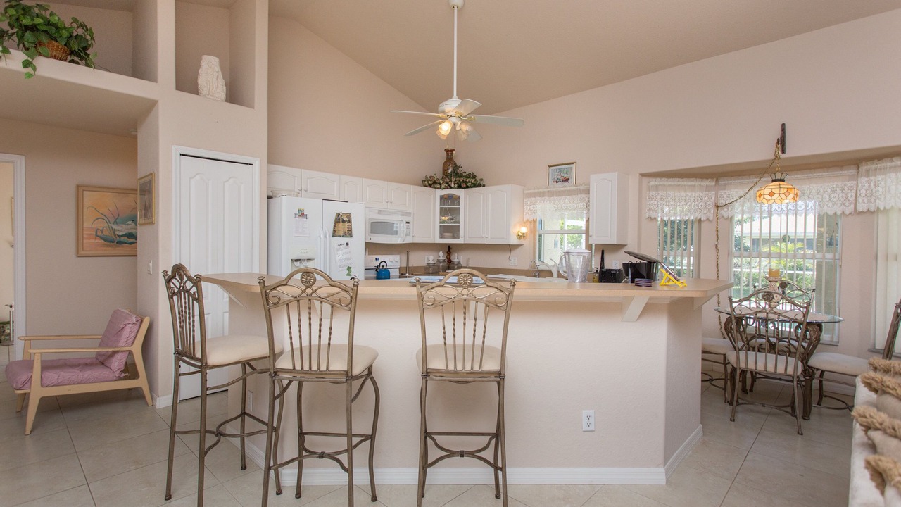Photo of Kitchen in Caloosahatchee