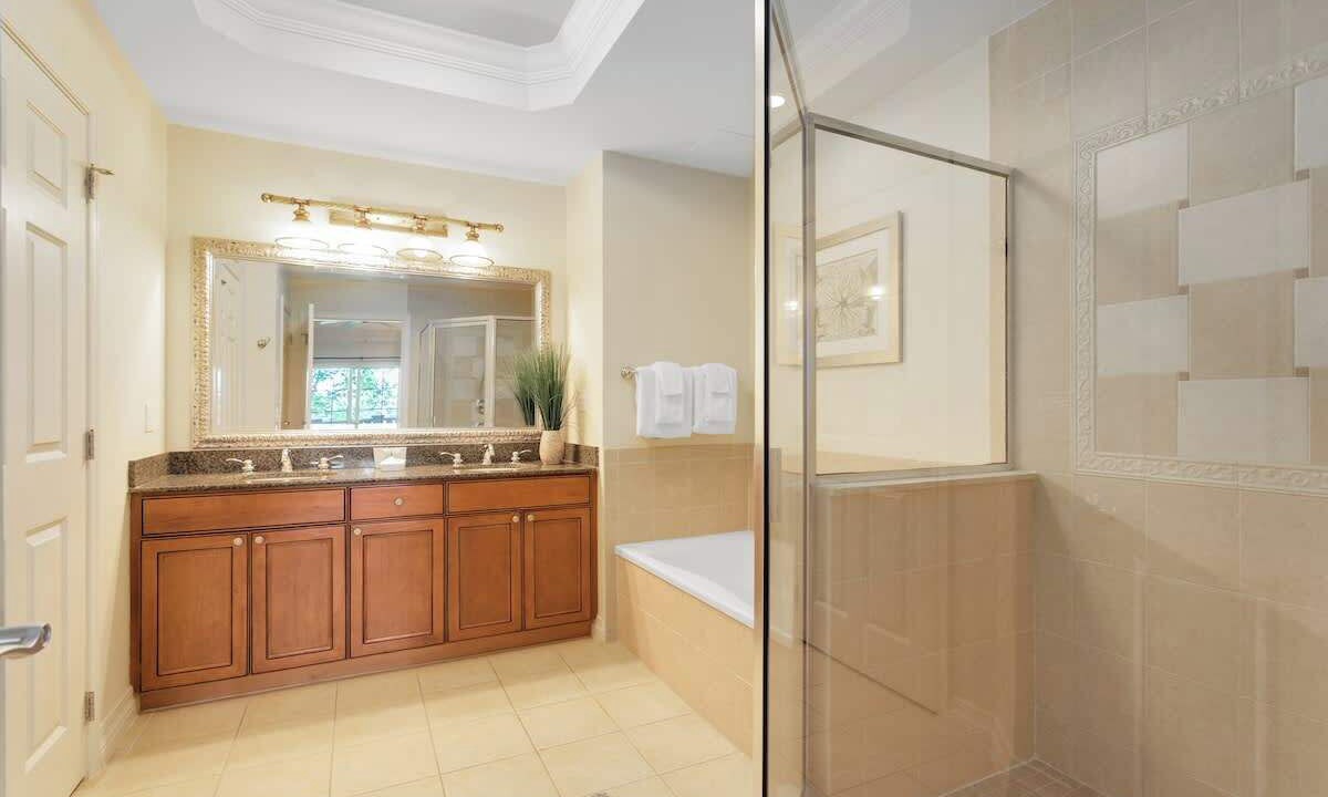 Photo of Bathroom in Reunion