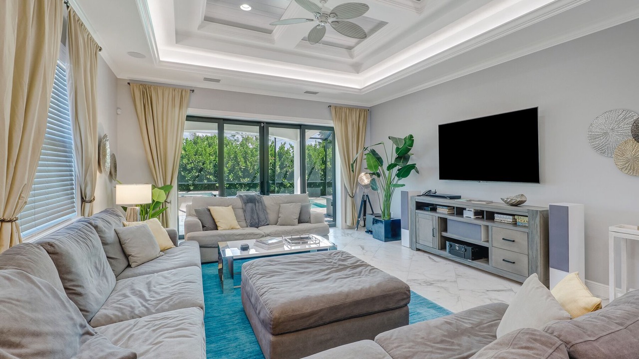 Photo of Livingroom in Naples Park