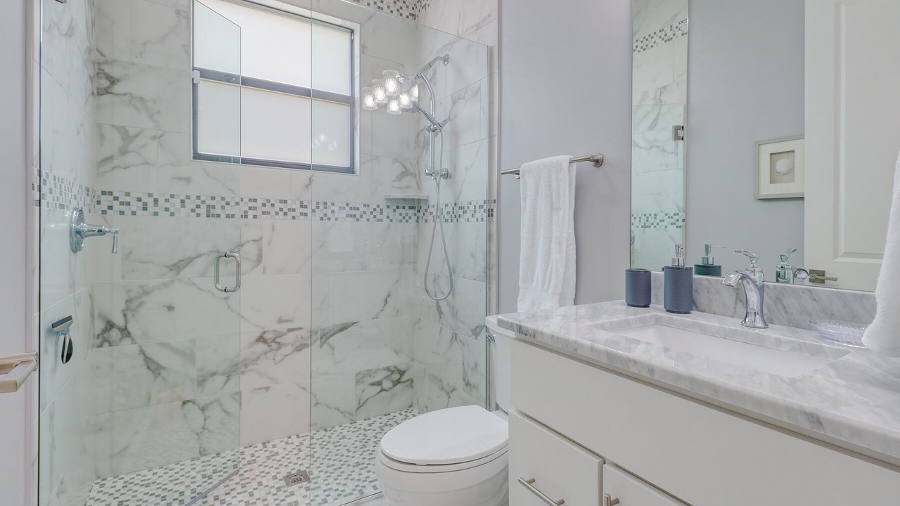 Photo of Bathroom in Naples Park